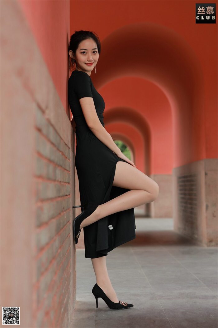 丝慕写真 SM101 天天一元 模特：双双《武侯祠》[85P/77.1MB]