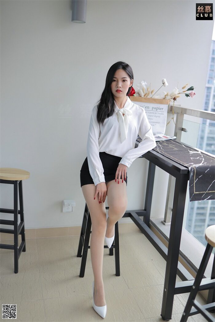 丝慕写真 SM100 天天一元 文欣《新晋腿神–文欣》[86P/62.6MB]