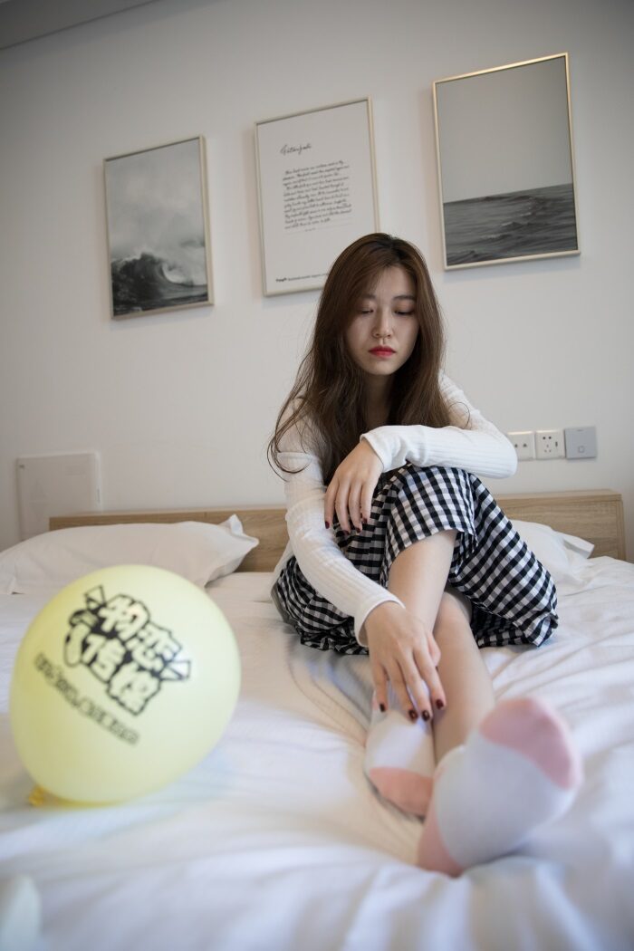 勿恋传媒 No.220 佳琪-小清新里的感性女神 [189P/1V/5.45G]