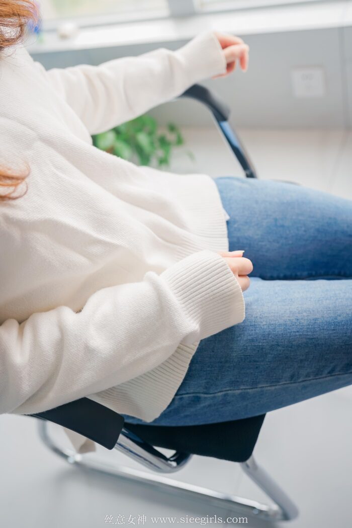 [SIEE丝意] No.372 瑶瑶 深秋爱做梦 [54P/120MB]