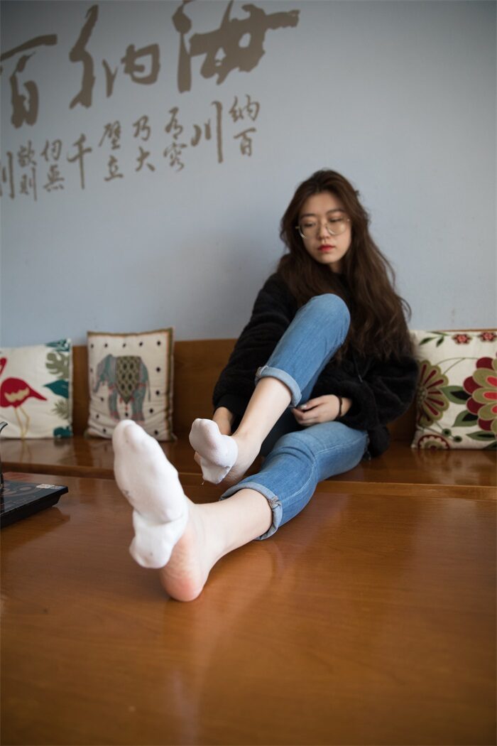 勿恋传媒 No.254 佳琪-AJ运动风 [202P/1V/4.9G]