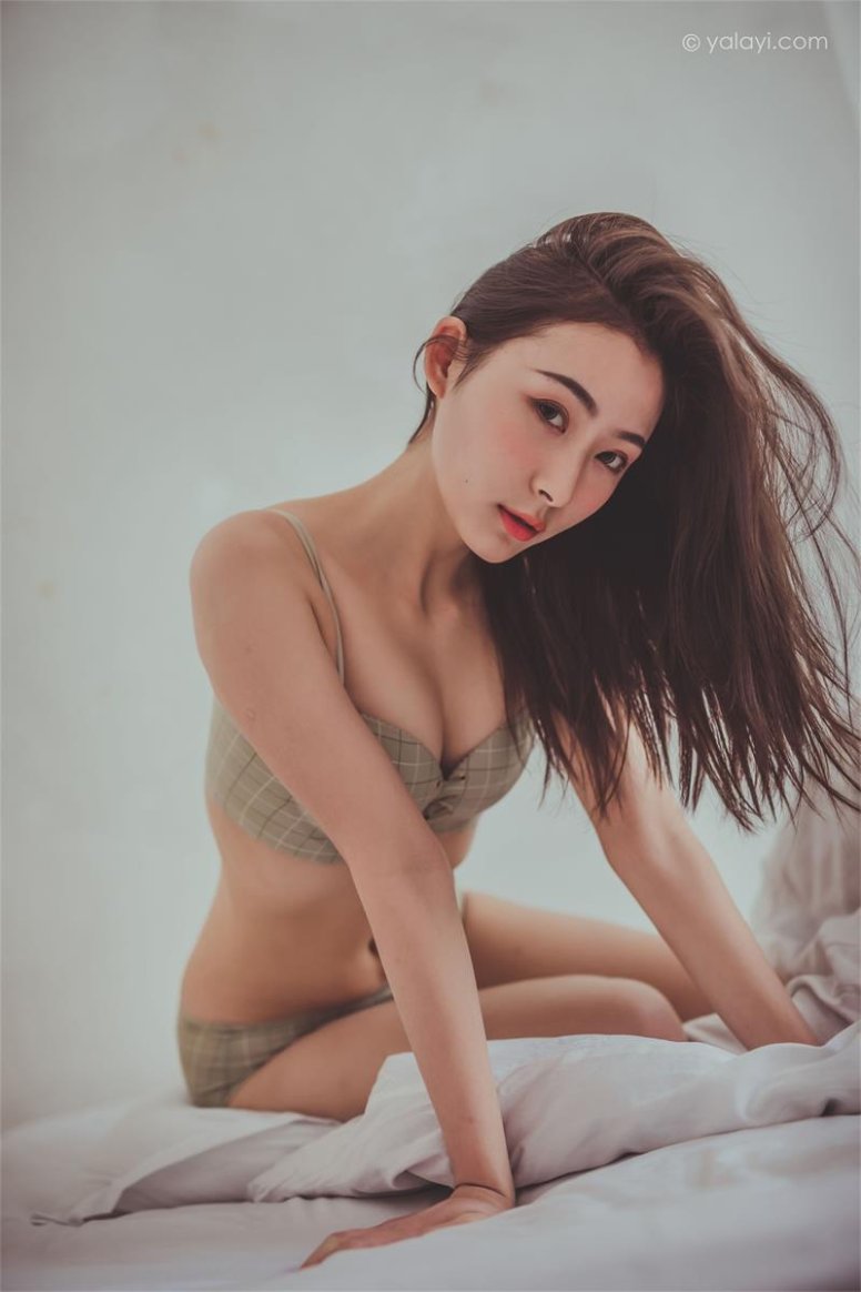 [YALAYI雅拉伊]2020.03.28 Vol.587 蜗居 海棠 [45P/91MB]