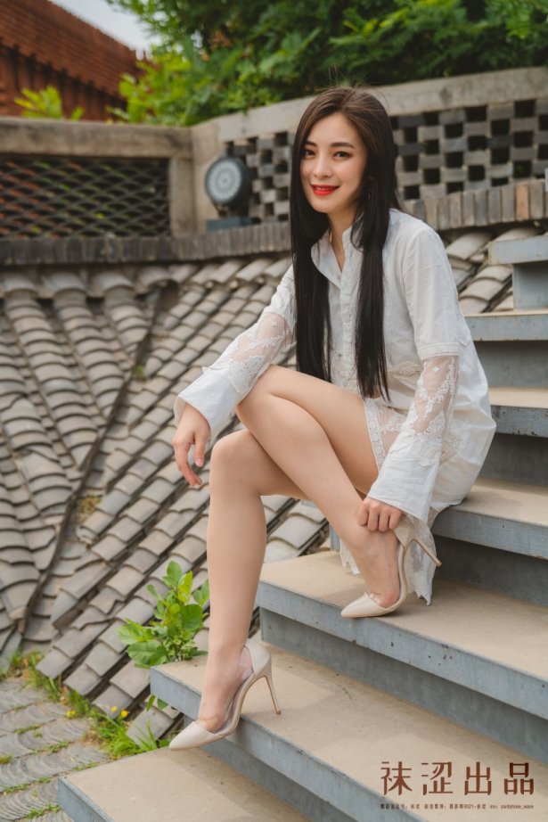 袜涩写真 VOL.061 空乘-小帆 [51P/1V/1.08G]