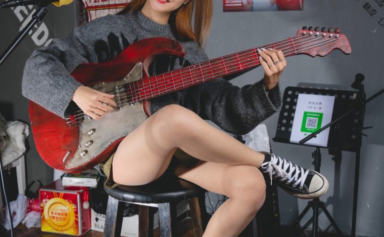 袜涩写真 VOL.055-刘哈哈-玩 [51P/202MB]