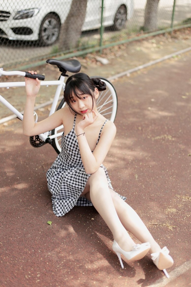 奈丝写真 NO.107：蛋白粉-经典怀旧风 [48P/554MB]