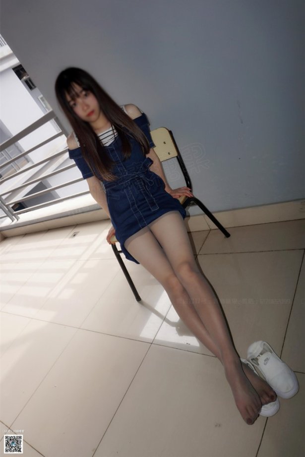 妖精视觉 NO.219 小雪  “毒物”牛仔裙 [76P/55MB]