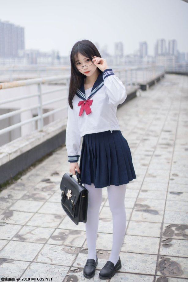 喵糖映画少女写真 VOL.067 半度度度喵 喵喵的白丝水手服 [46P/245MB]