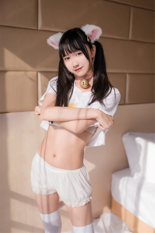 网荭Coser@木绵绵OwO – 猫系少女 [51P/171MB]