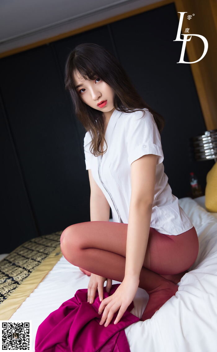 [零度摄影] VOL.37 萱萱 红丝Y惑[81P/204MB]