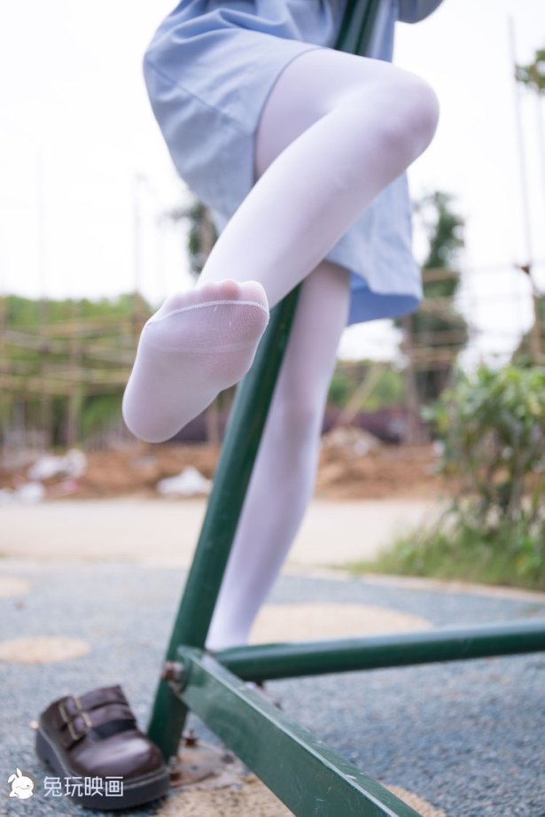 兔玩映画 C 071 幼稚园白丝 [40P/320MB]