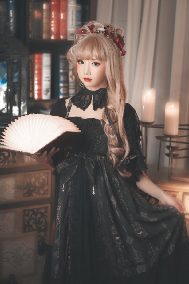 网荭Coser@面饼仙儿 – 十六夜颂歌 [12P/126MB]