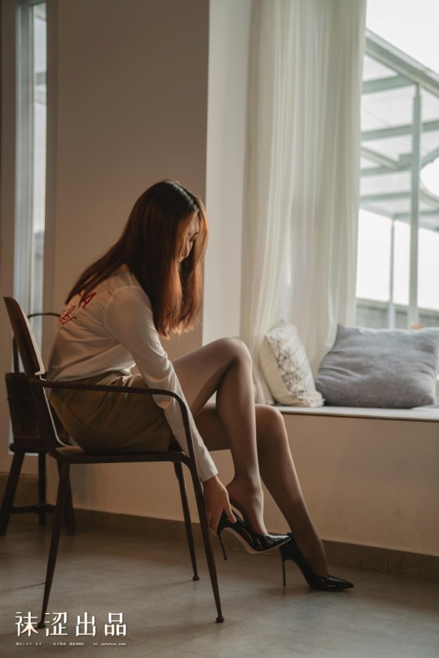 袜涩写真 VOL.077《静》[49P/113MB]