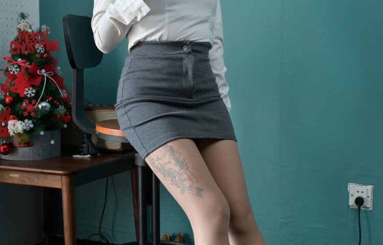 [IESS异思趣向] 一千零一夜 135 小马《浓缩胶囊》 [98P/87MB]