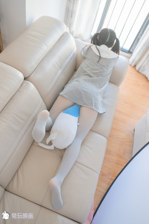 兔玩映画 B 151 喵喵的灰色丝袜 [44P/611MB]