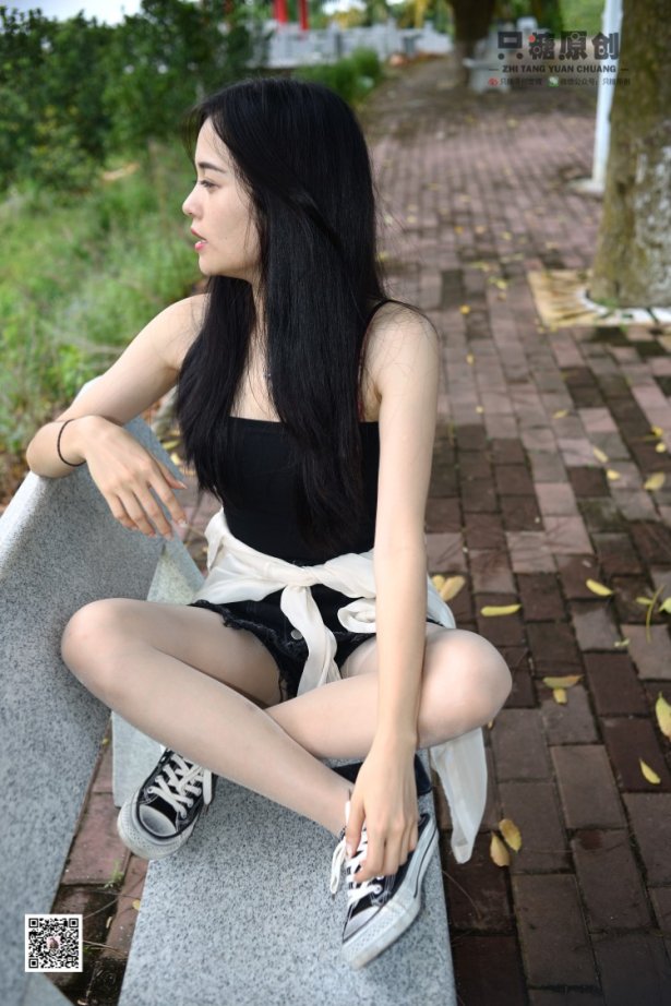 [只糖棉袜]NO.016 文文－帆布鞋搭配肉丝！[189P/464MB]