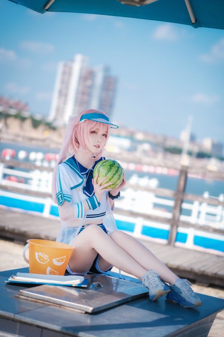 网荭Coser@yui金鱼 – 安塞尔 [14P/193MB]