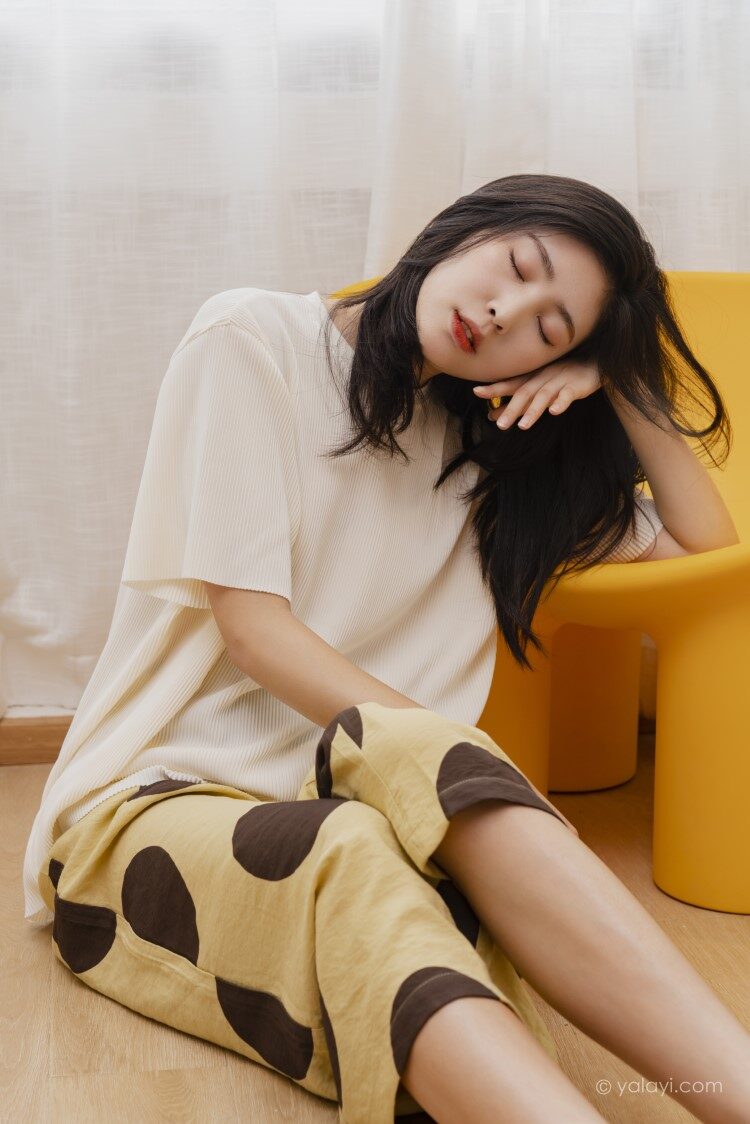 [YALAYI雅拉伊]2020.09.04 NO.698 苍儿《亲爱的请放松》[42+1P/611M]