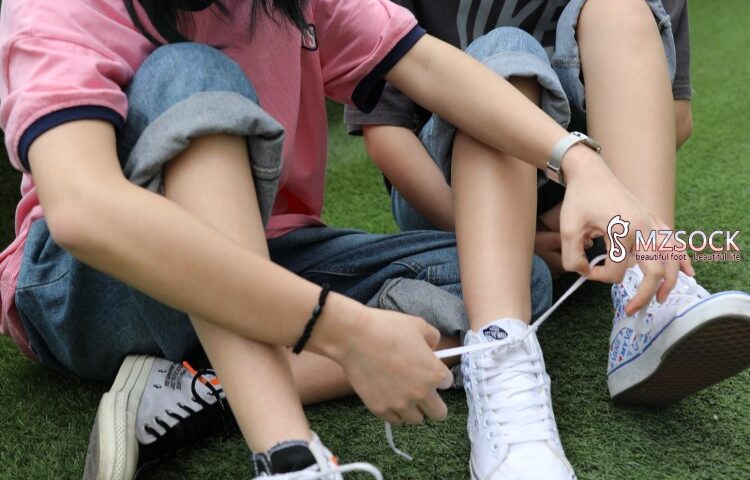 [MZSOCK]爱镁足 No.010 小珵&园子 致闺蜜 [114P/474MB]