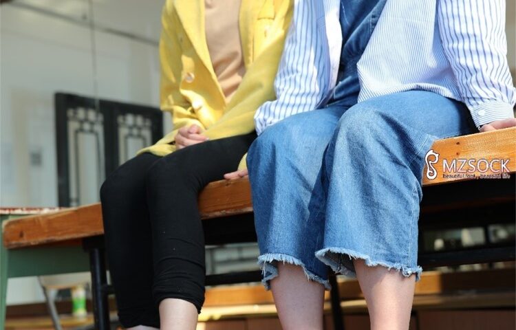 [MZSOCK]爱镁足 No.003 肖弧&佳妹 温馨姐妹花 [132P/312MB]