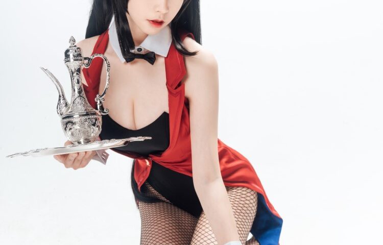 人气动漫Coser@爱老师_PhD  狂三 兔女郎 [9P/36MB]