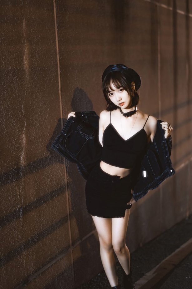 网荭Coser@木绵绵OwO – 室外短裙 [58P/1.97GB]