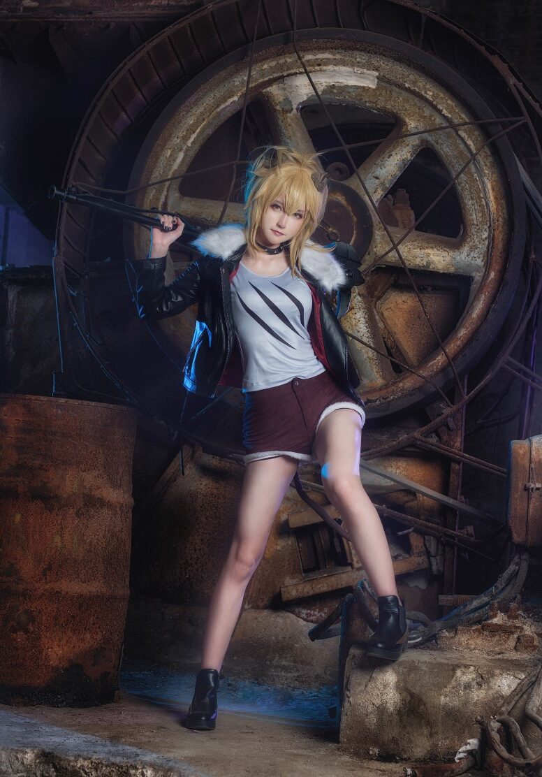 网荭Coser@yui金鱼 – 推进之王 [11P/232MB]