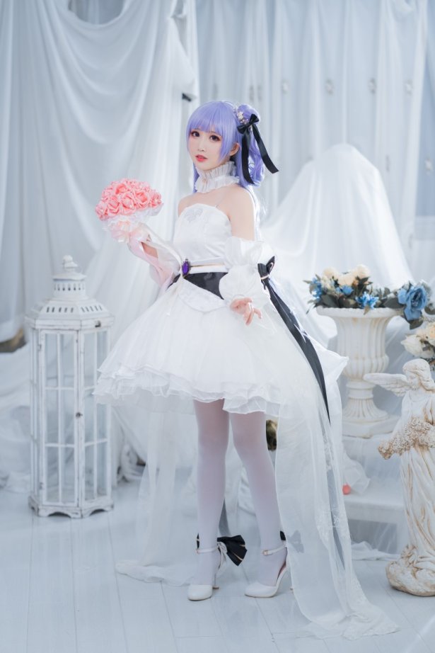 网荭Coser@面饼仙儿 独角兽婚纱 [14P/129MB]