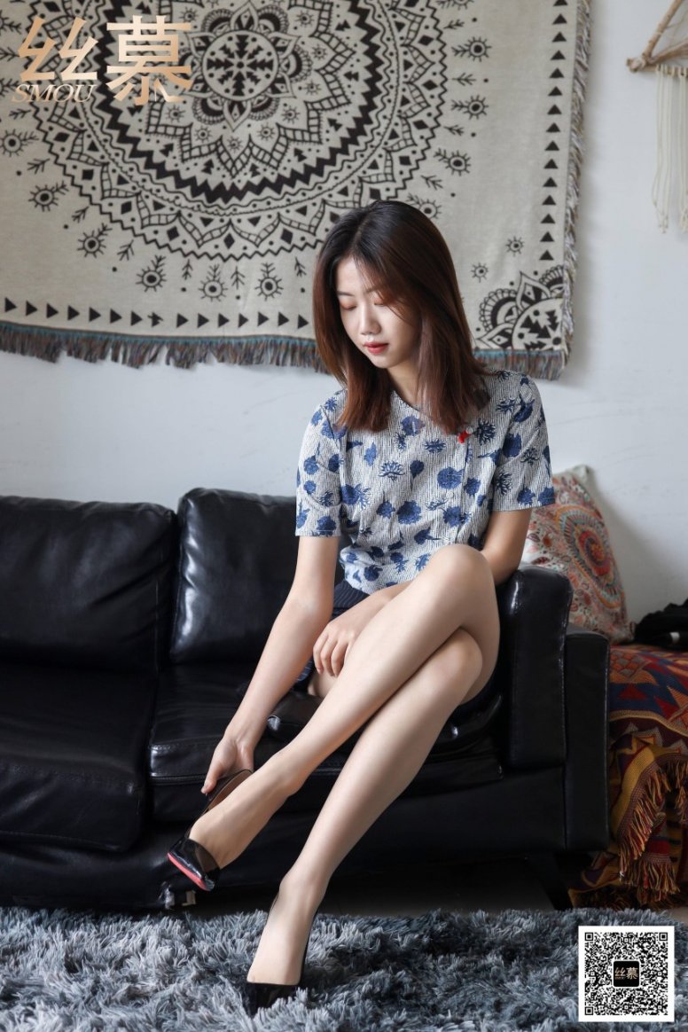 丝慕写真 SM415 天天一元 米朵《空姐的超薄款至服袜》[62P/220MB]