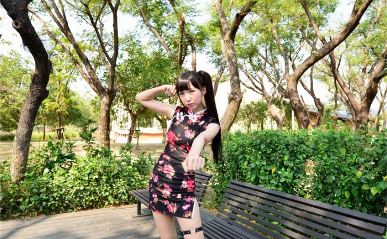 精选街拍 No.078 Yui瑜姬 短旗袍丝袜高跟美腿 [83P/248MB]