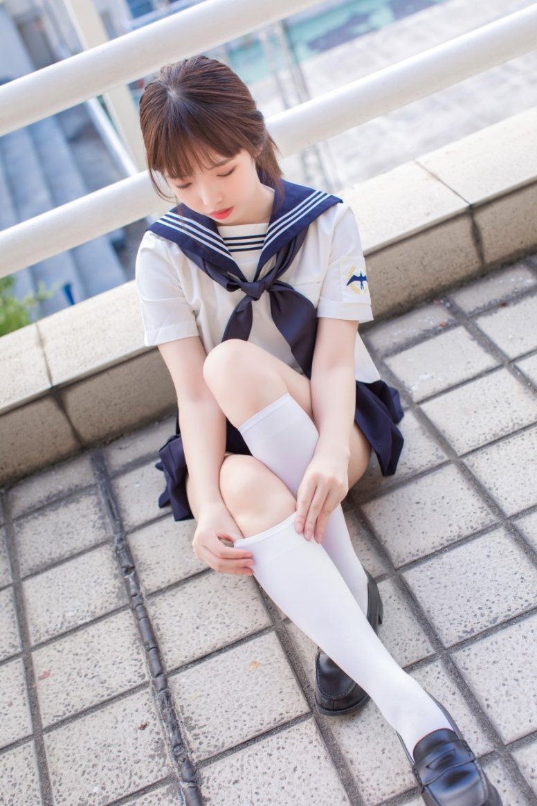 微博红人Coser@雯妹不讲道理 JK [20P/424MB]