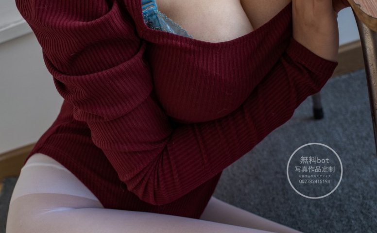 森萝财团写真 有料 NO.007 乃乃子 高叉白丝 [72P/1.01G]