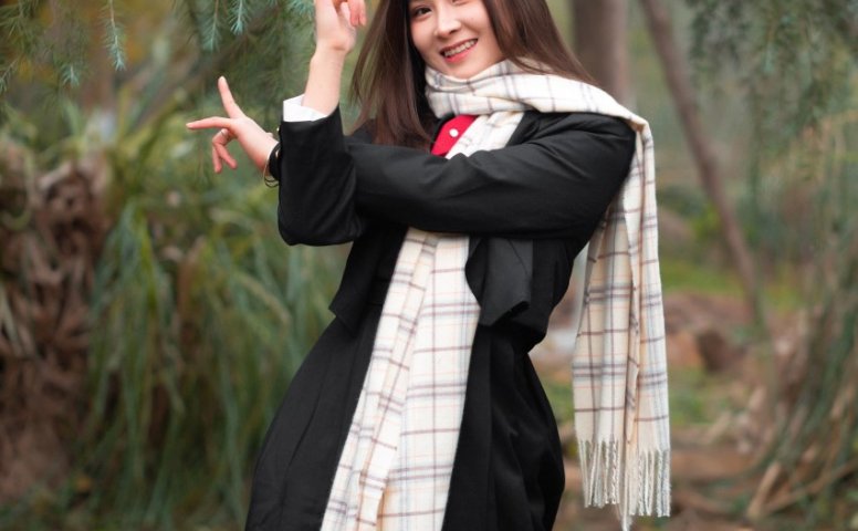 [YALAYI雅拉伊]2021.01.06 NO.748 梦涵《冬恋》 [52P/484MB]