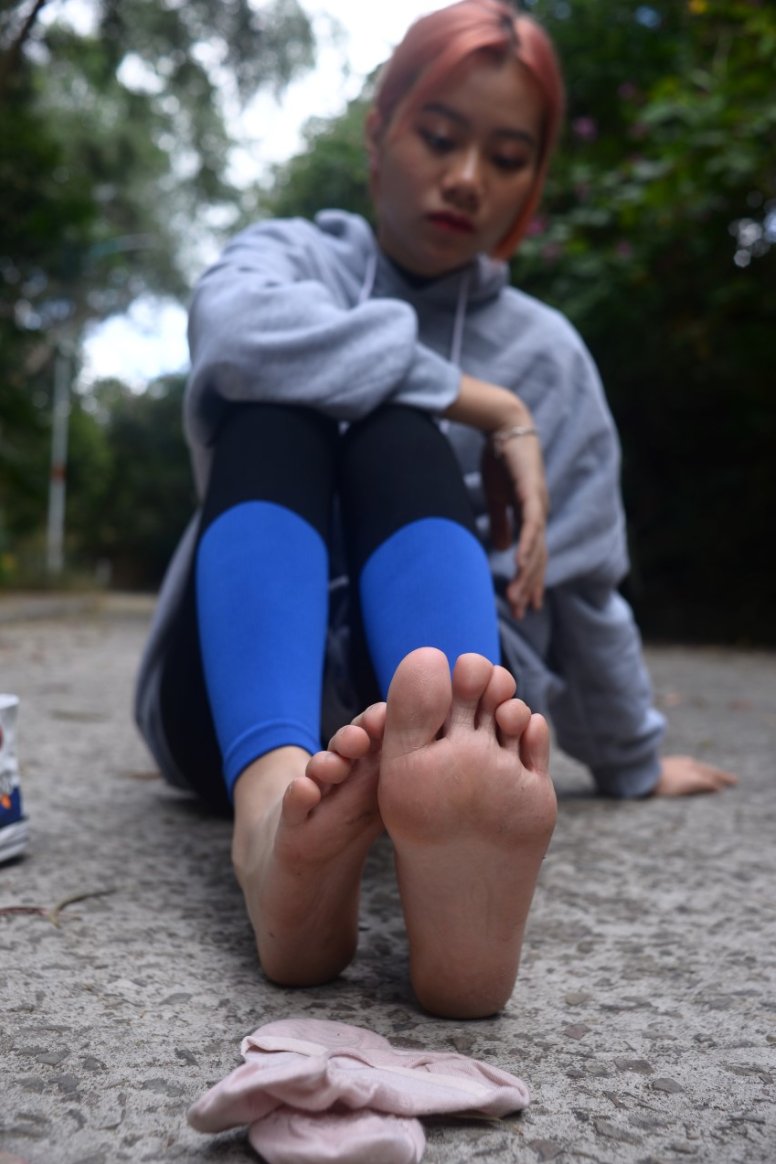 [只糖棉袜]NO.181 彤彤 满目青山，载月明归 [176P/1V/1.49GB]