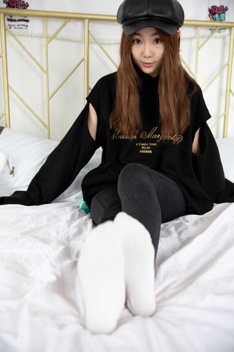 勿恋传媒 NO.567 优优-秋意冬词 [145P/1V/3.45G]