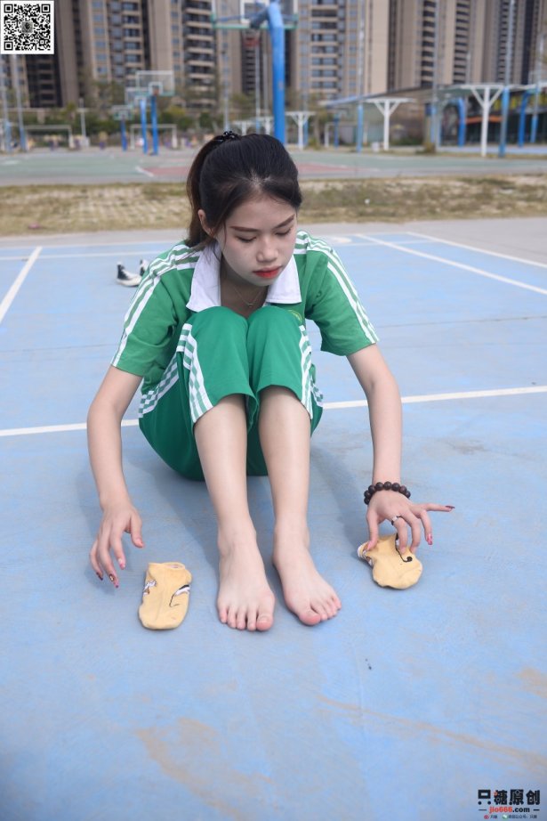 [只糖棉袜]NO.208 苏瑶 时光会记得 [195P/1V/799MB]