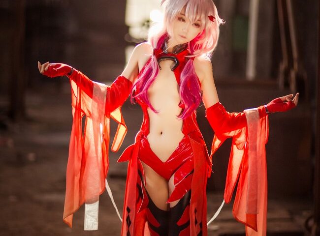 浅野菌子 罪恶王冠 楪祈 [17P/5MB]