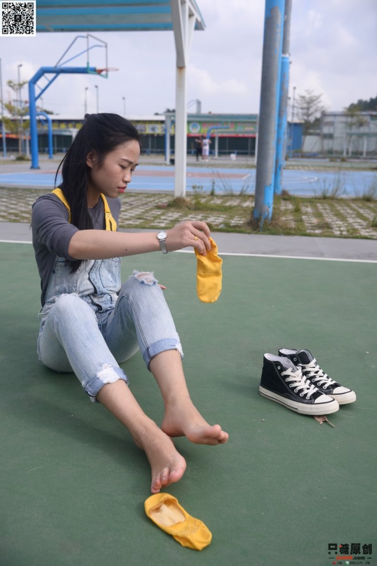 [只糖棉袜]NO.232 芊芊 比夏天还要温暖 [144P/1V/698MB]