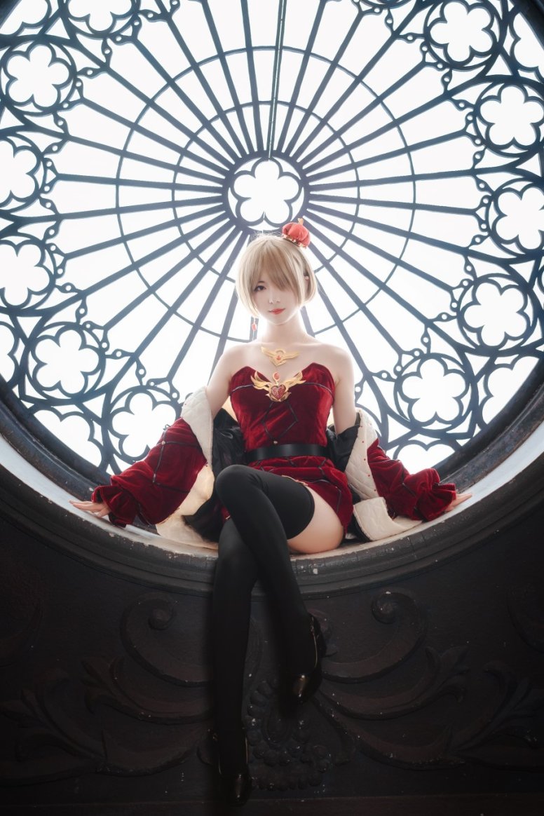 弥音音ww – 丽塔 红皇后[18P/327MB]