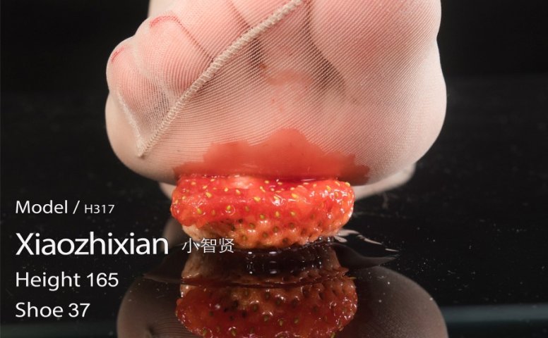 [Ligui丽柜]网络丽人 2021.05.05 Model《香丝盛宴》小智贤 [72+1P/65MB]