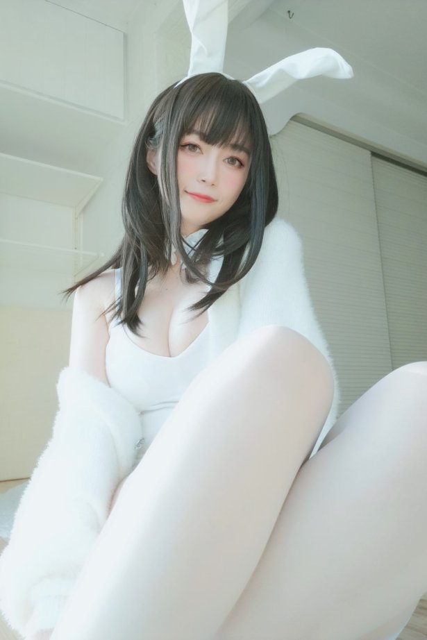 白银81 – 白丝兔子 [108P/4V/893MB]