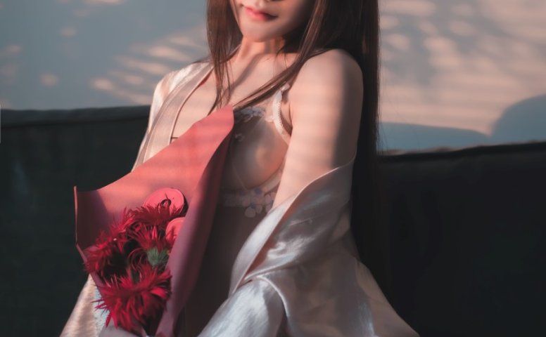 星野咪兔 – 花吃了那女孩 [20P/23MB]