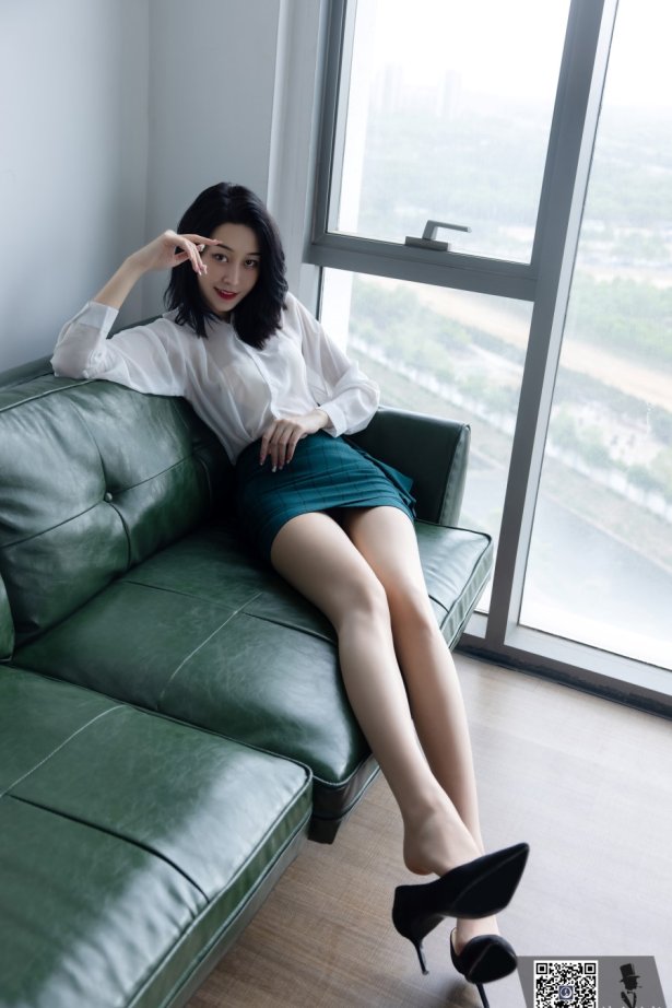 SHENSHI绅士 – SS005 依婷 [75P/161MB]