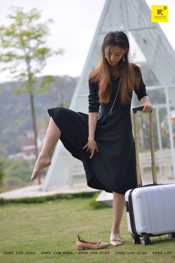 [IESS异思趣向]《普惠集》PH-S006 心舞 秋秋 [70P/74MB]