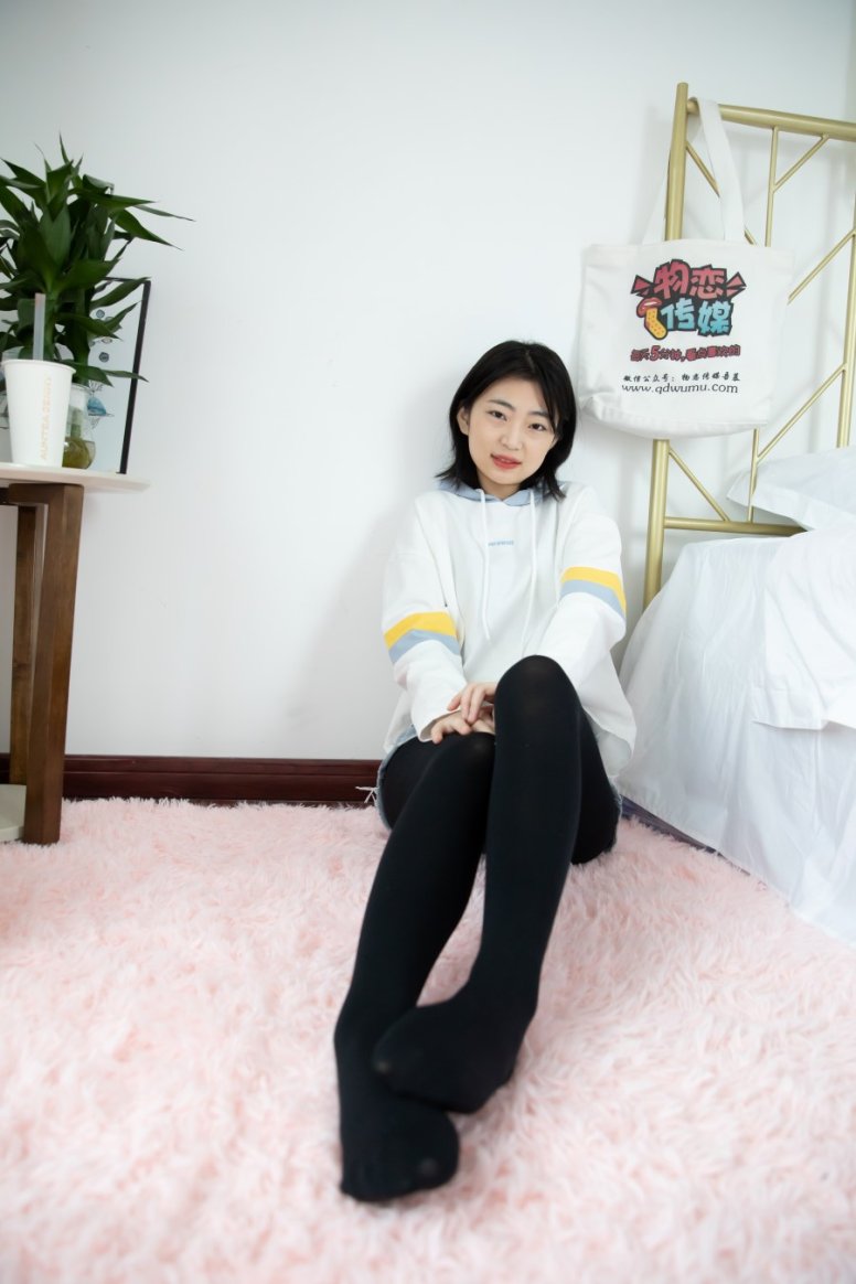 勿恋传媒 NO.745 小凌-星野与风[146P/1V/3.43GB]