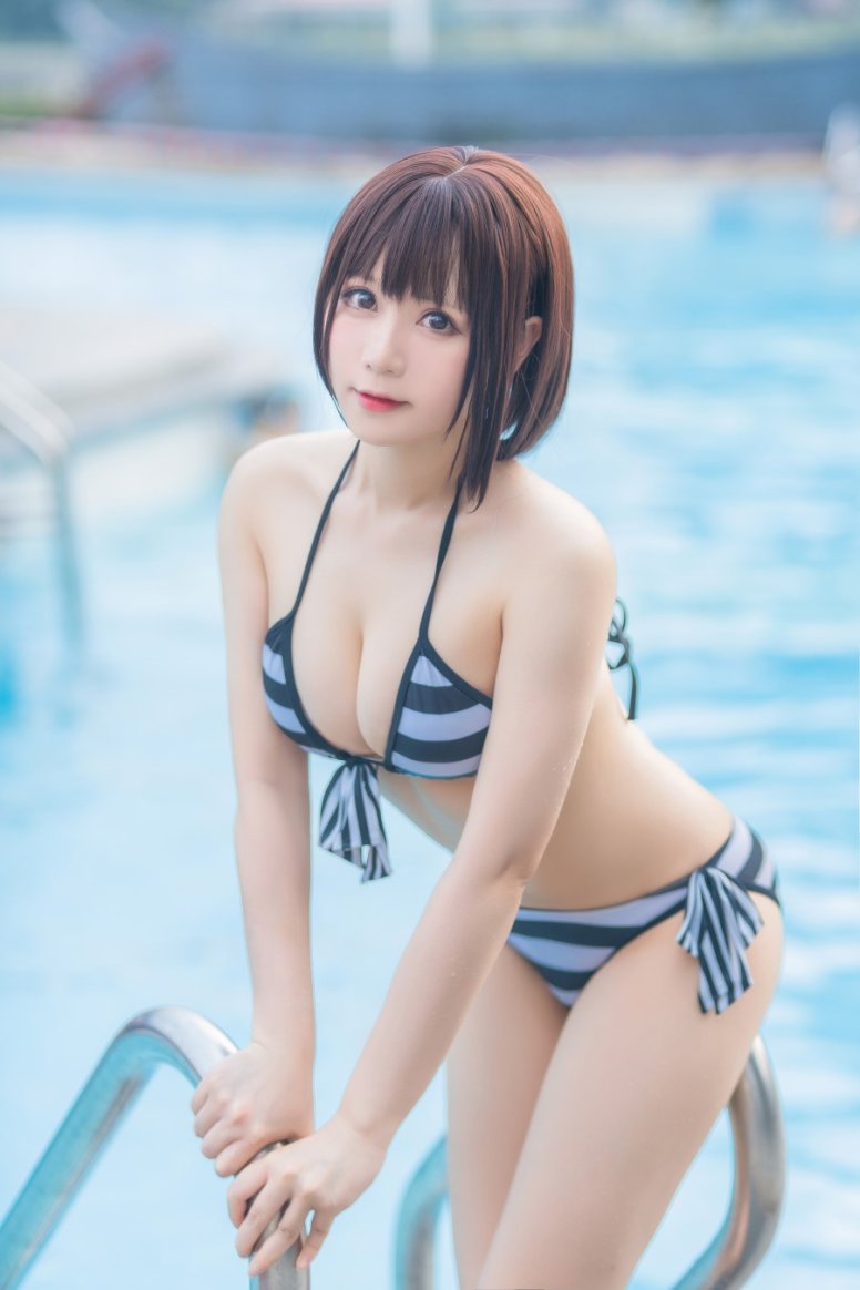 Nyako喵子 – 加藤惠泳装 [11P/50MB]