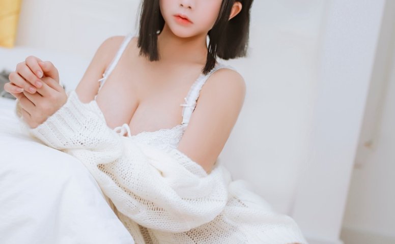 [喵糖映画]VOL.457 美眉的白色毛衣 [20P/207MB]