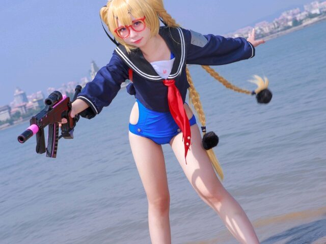 G44不会受伤 – 旋风校服 [21P/60MB]