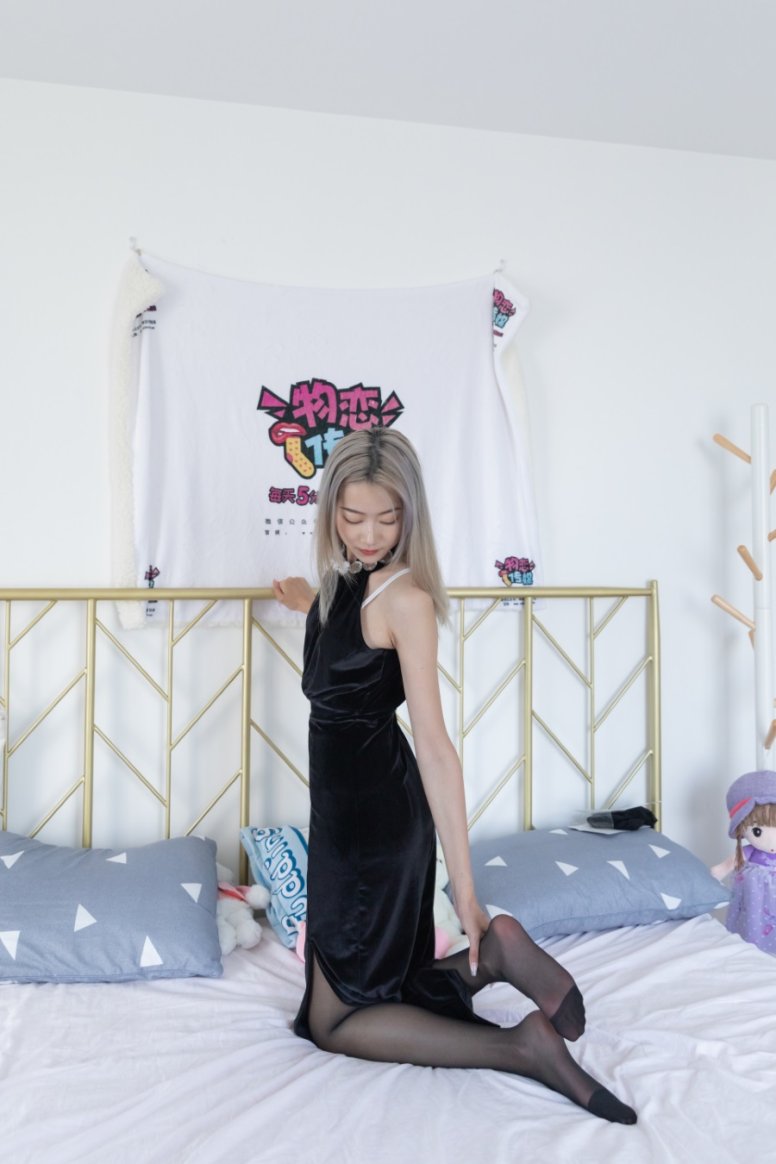 勿恋传媒 NO.811 小鹿-竹林梦[153P/1V/3.12GB]