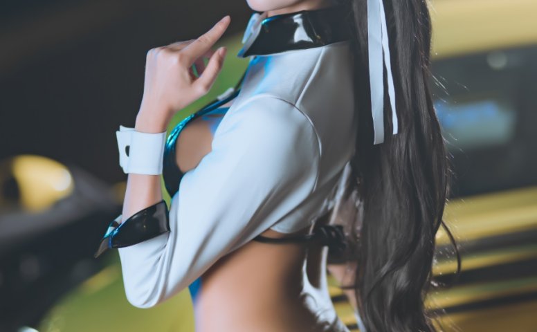 雅祈 – 碧蓝航线赛车爱宕 [23P/354MB]