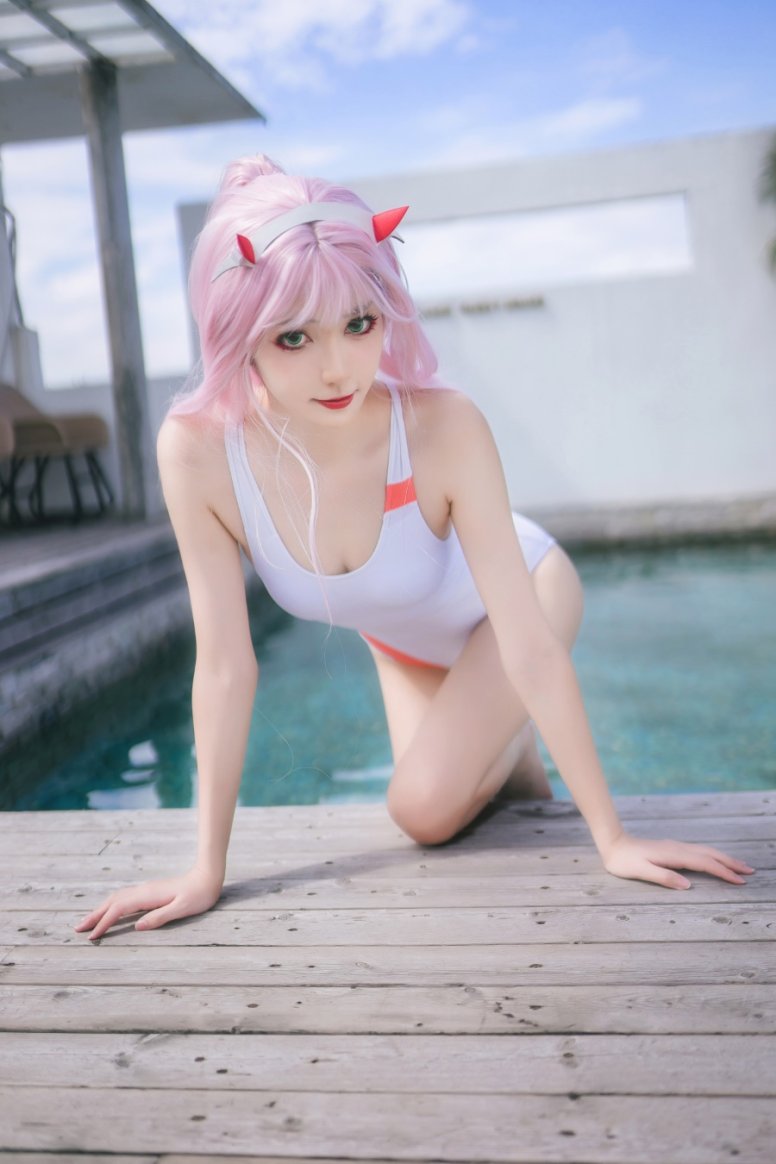 南桃Momoko – 连体泳衣 [31P/60MB]